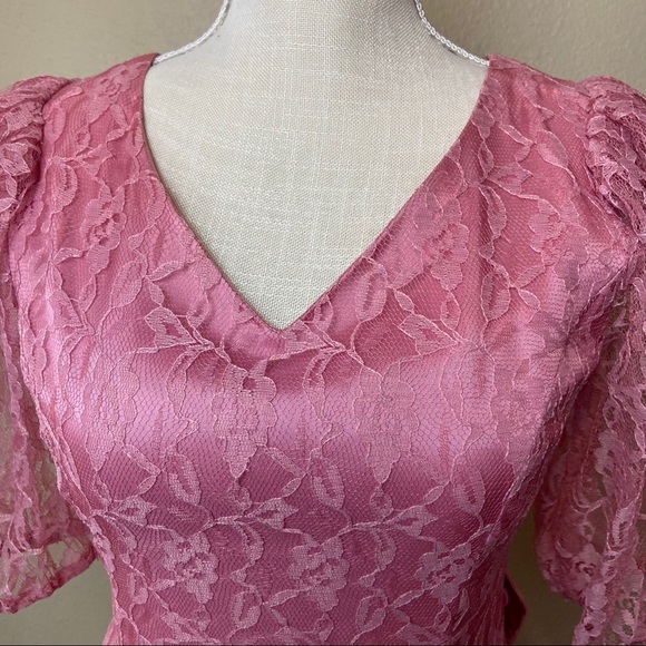 Vintage Pink Lace Dress with Bow on Back - 6 - Picture 2 of 12